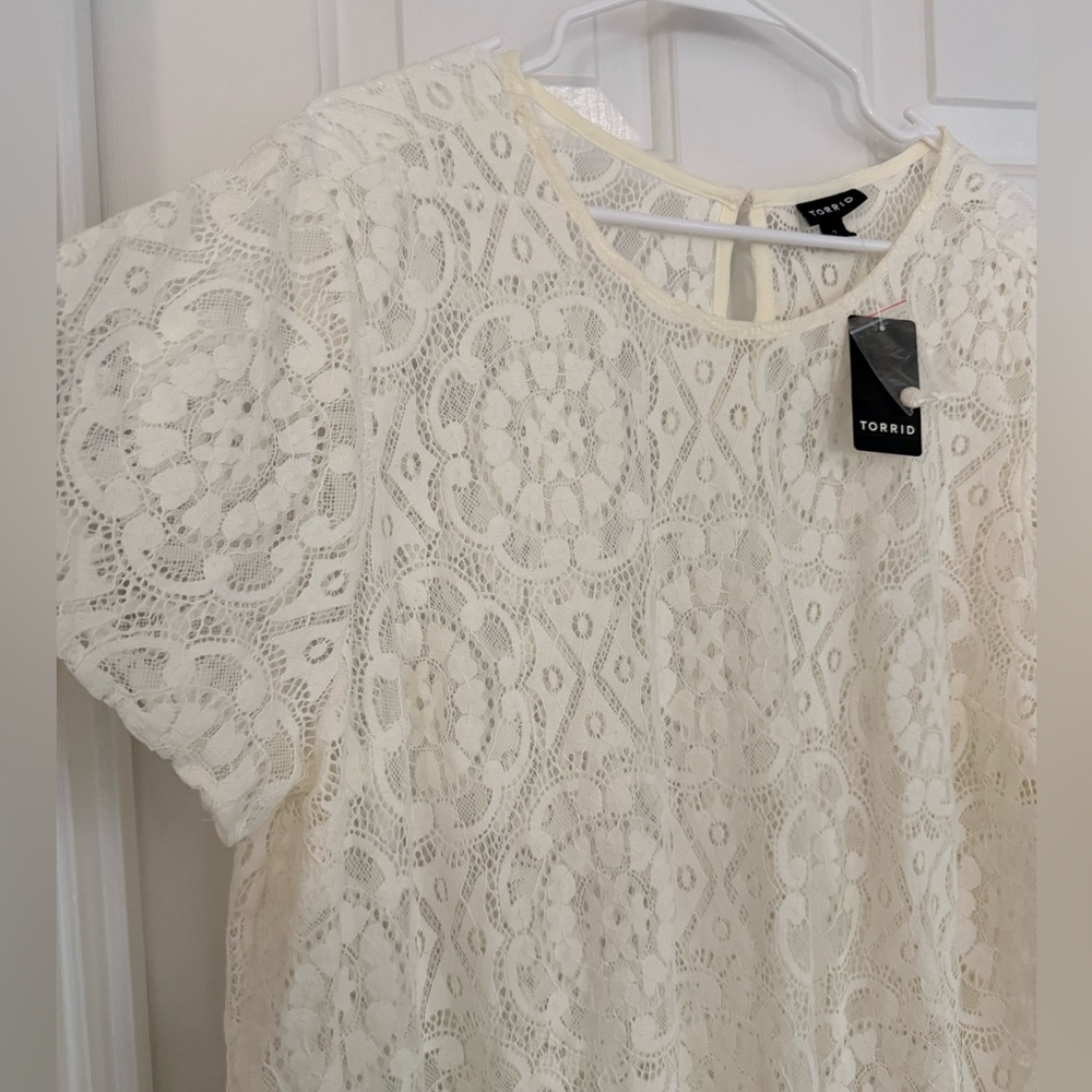 Torrid Cream Lace Top - NWT